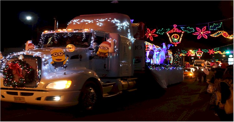 Desfile Navideño 2013