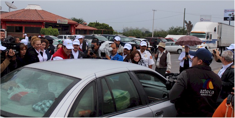 Operativo: "Bienvenido Paisano 2013". El alcalde Diaz-Brown entrevista a otro paisano