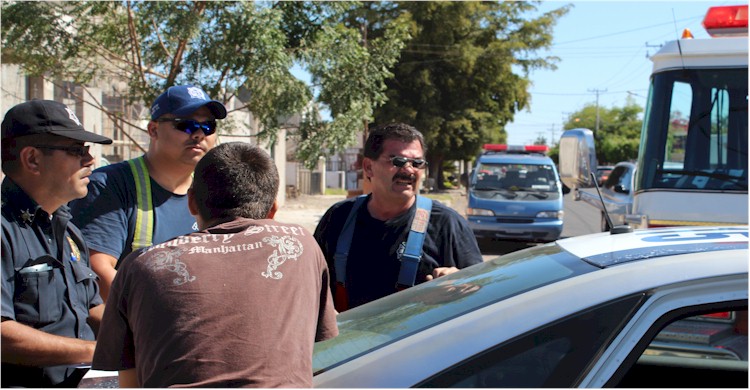 Colisin Eje Vial Coahuila y Cajeme - Foto 1